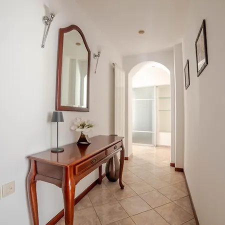 Apartma Leon